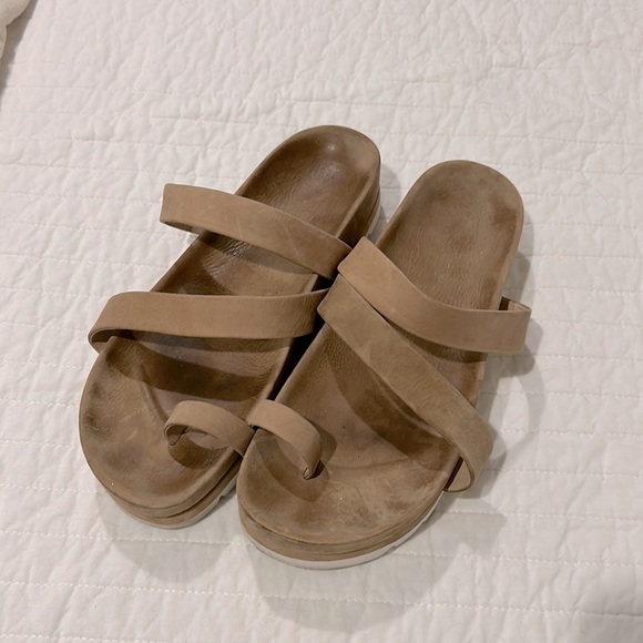 J Slides Sandals Size 8 - Picture 1 of 2